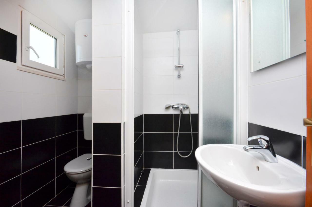 Beach Apartman Petra Podstrana Ngoại thất bức ảnh
