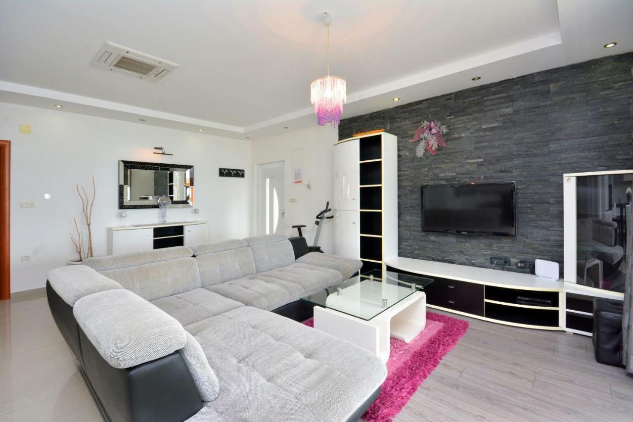 Beach Apartman Petra Podstrana Ngoại thất bức ảnh