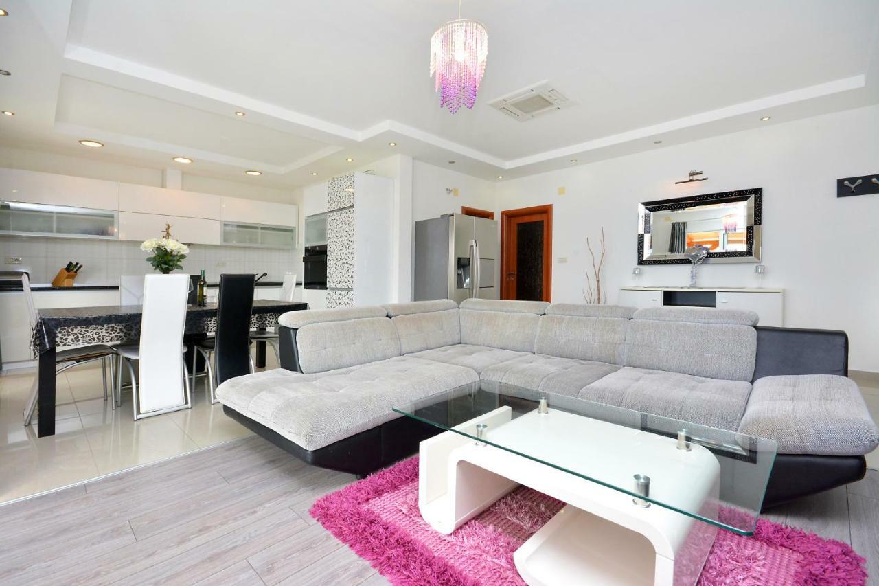 Beach Apartman Petra Podstrana Ngoại thất bức ảnh