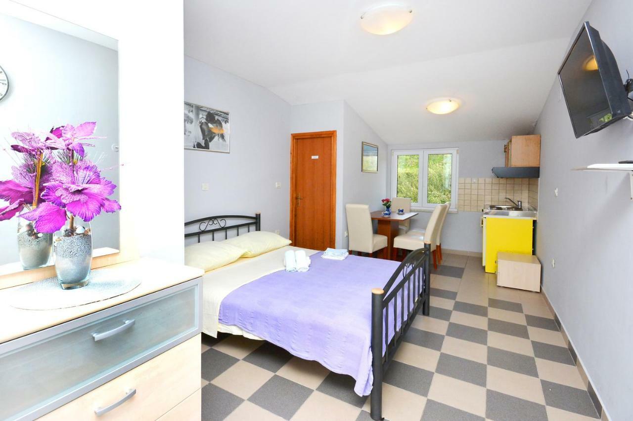 Beach Apartman Petra Podstrana Ngoại thất bức ảnh