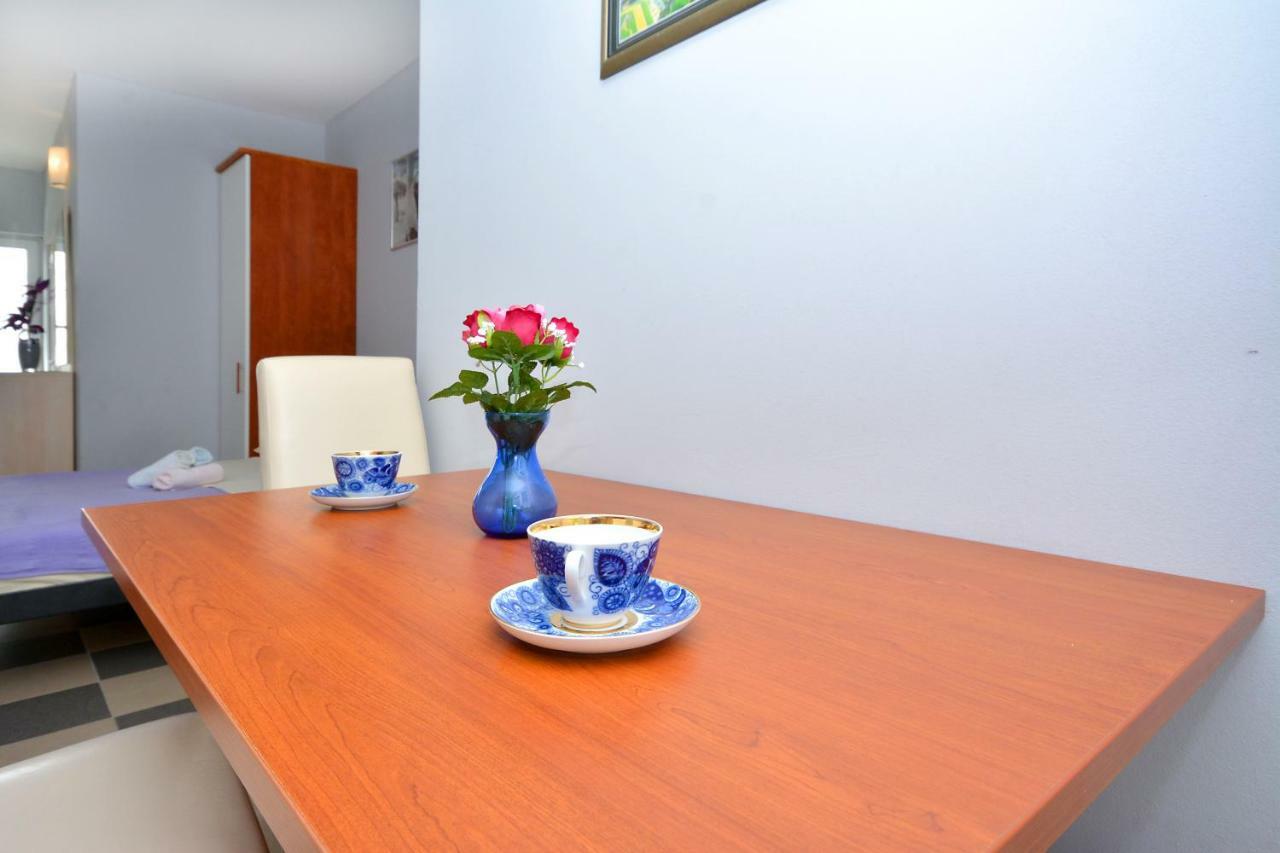 Beach Apartman Petra Podstrana Ngoại thất bức ảnh