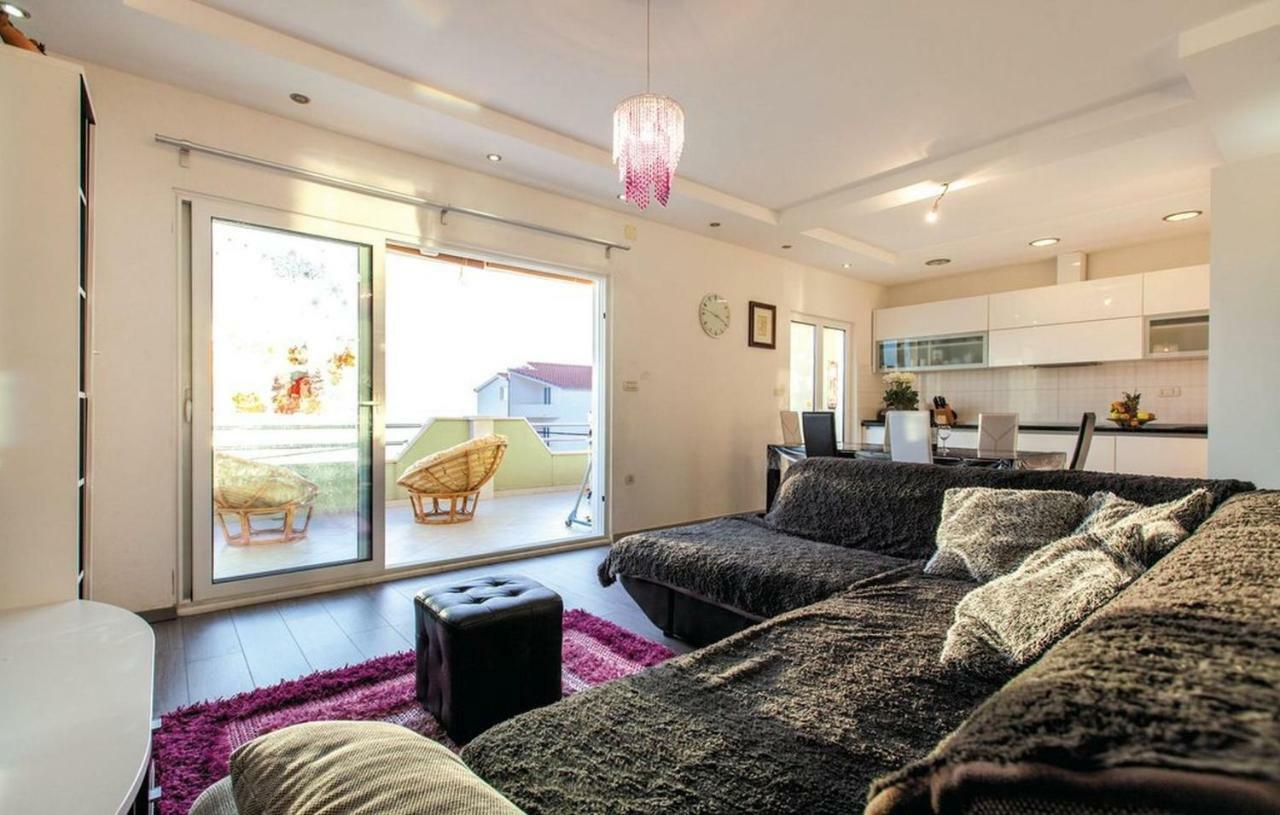Beach Apartman Petra Podstrana Ngoại thất bức ảnh